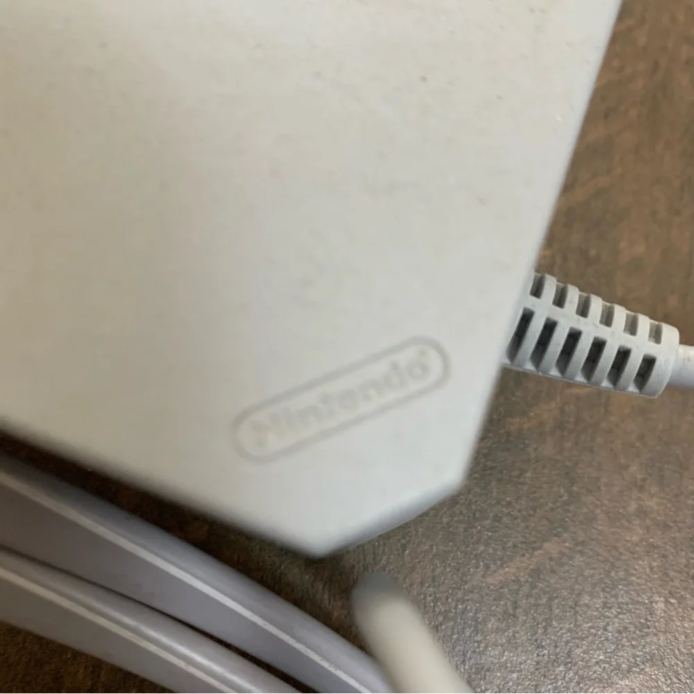 Nintendo RVL-002 AC Power Adapter